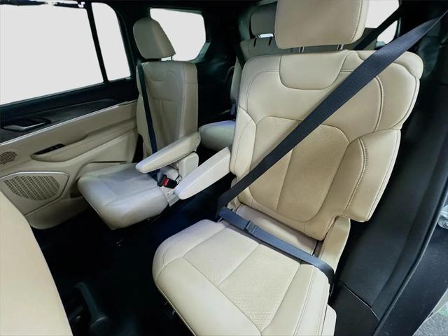 2023 Jeep Grand Cherokee L Limited 4x2