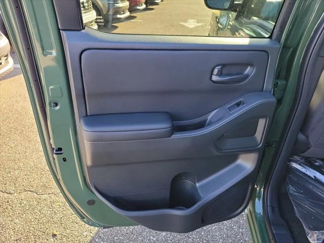 2026 Nissan Frontier Crew Cab SV 4x2