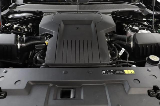 2026 Land Rover Defender P635 OCTA