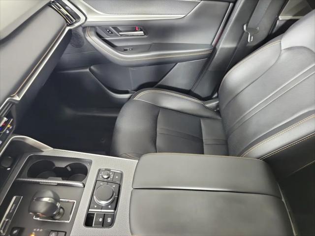 2025 Mazda X-90 Premium Sport