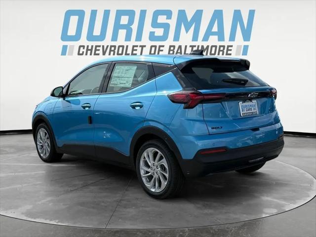 2027 Chevrolet Bolt LT FWD