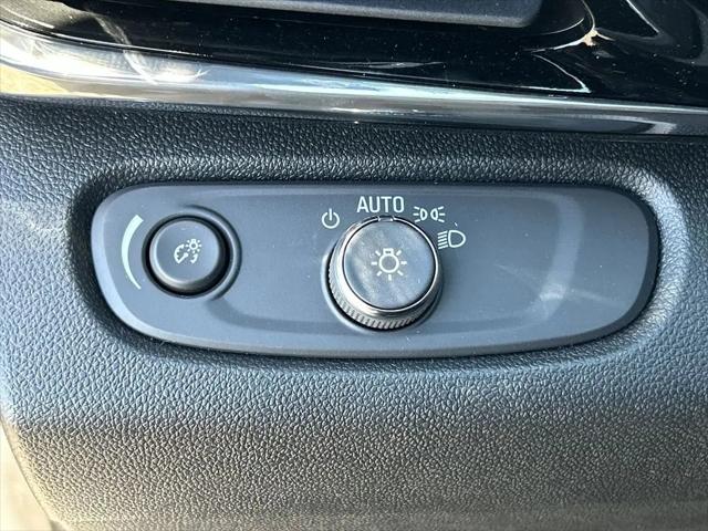 2026 Buick NV Sport Touring FWD