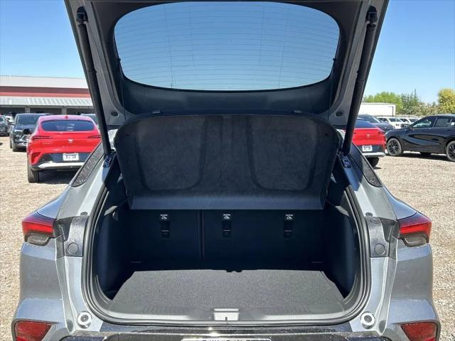 2026 Buick NV Sport Touring FWD