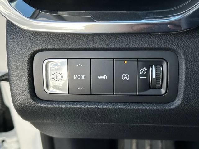 2026 GMC Acadia Elevation AWD