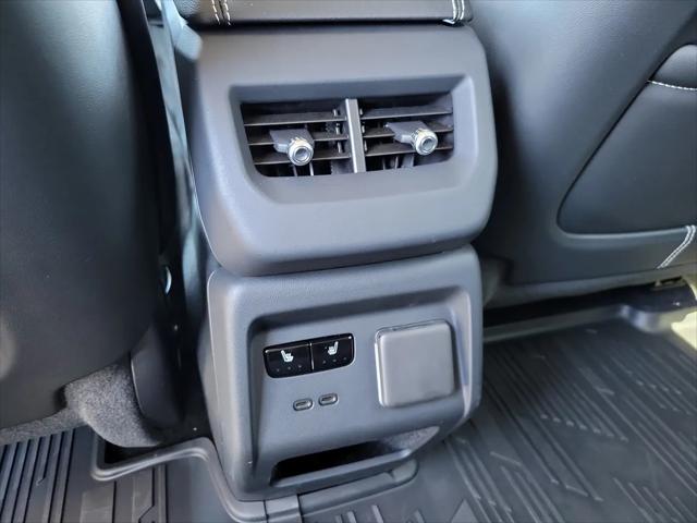 2025 Cadillac iQ Luxury 2 AWD