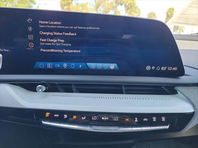 2025 Cadillac iQ Luxury 2 AWD