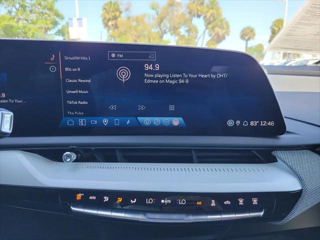 2025 Cadillac iQ Luxury 2 AWD