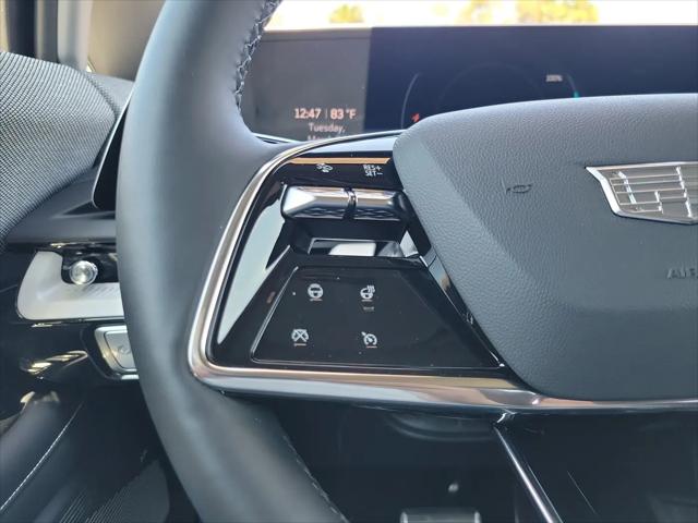 2025 Cadillac iQ Luxury 2 AWD