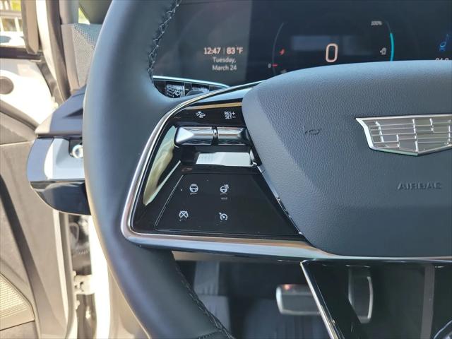 2025 Cadillac iQ Luxury 2 AWD