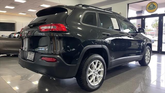 2015 Jeep Cherokee Sport