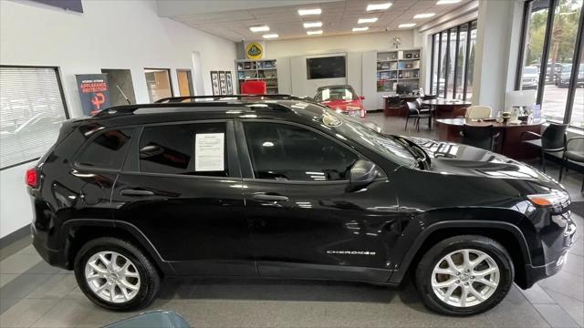 2015 Jeep Cherokee Sport