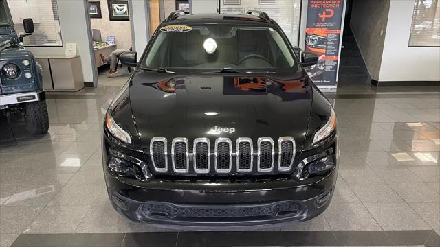 2015 Jeep Cherokee Sport
