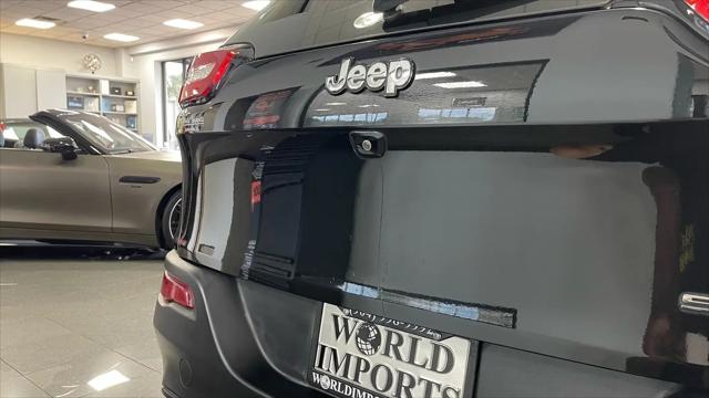 2015 Jeep Cherokee Sport