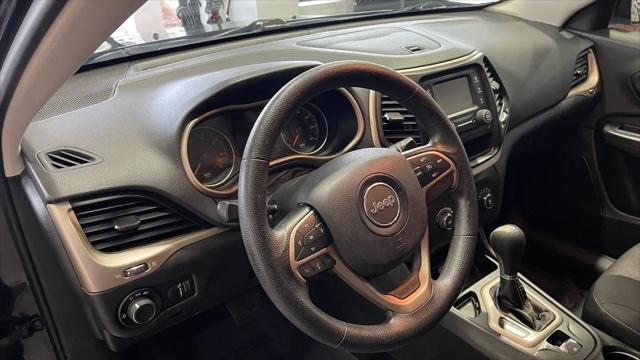 2015 Jeep Cherokee Sport