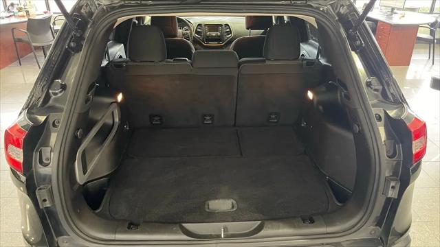 2015 Jeep Cherokee Sport