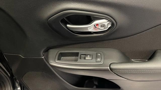 2015 Jeep Cherokee Sport
