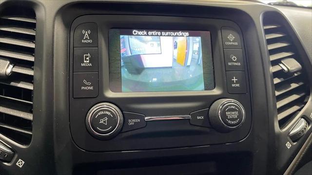 2015 Jeep Cherokee Sport
