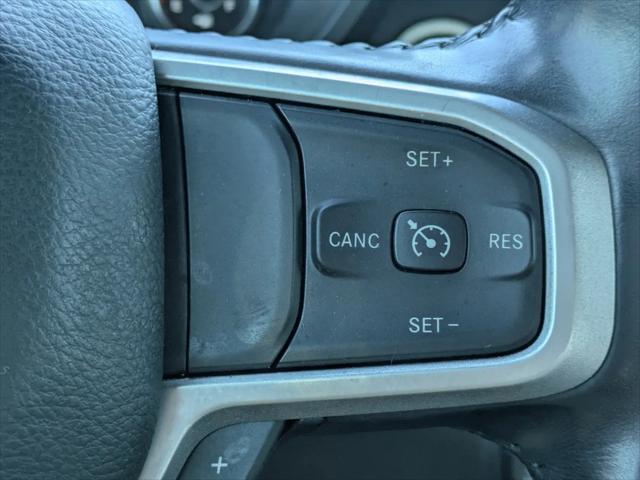 2020 Ram 1500 Big Horn Crew Cab 4x4 5'7" Box