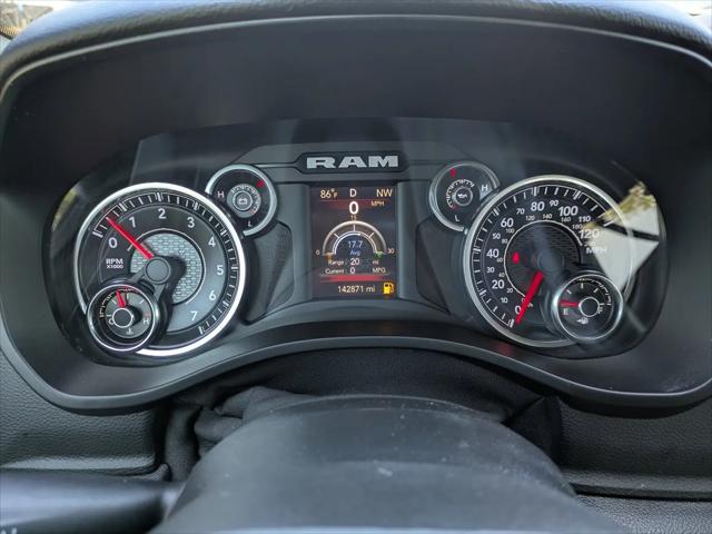 2020 Ram 1500 Big Horn Crew Cab 4x4 5'7" Box