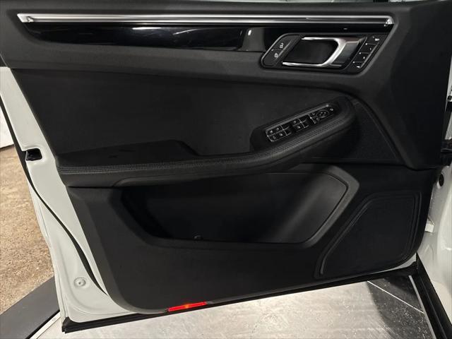 2024 Porsche Macan Macan