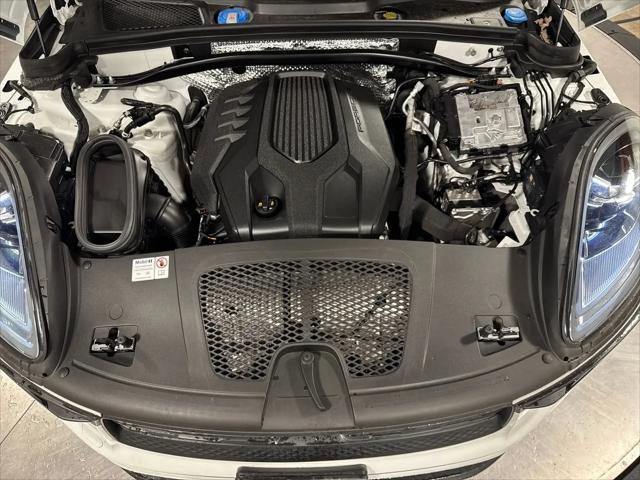 2024 Porsche Macan Macan