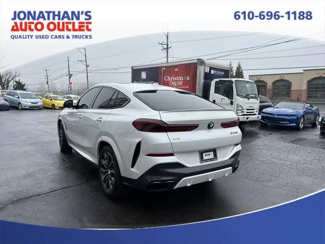 2022 BMW X6 M50i