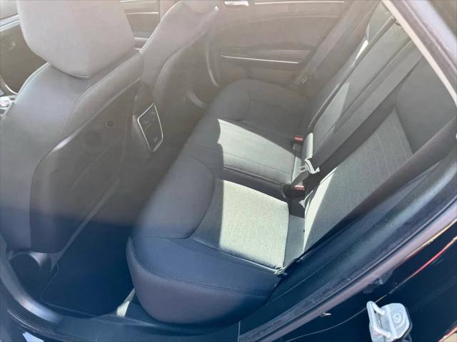 2019 Chrysler 300 Touring