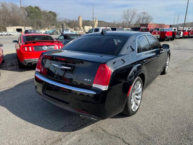 2019 Chrysler 300 Touring