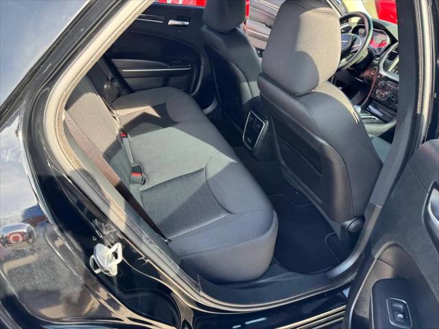 2019 Chrysler 300 Touring