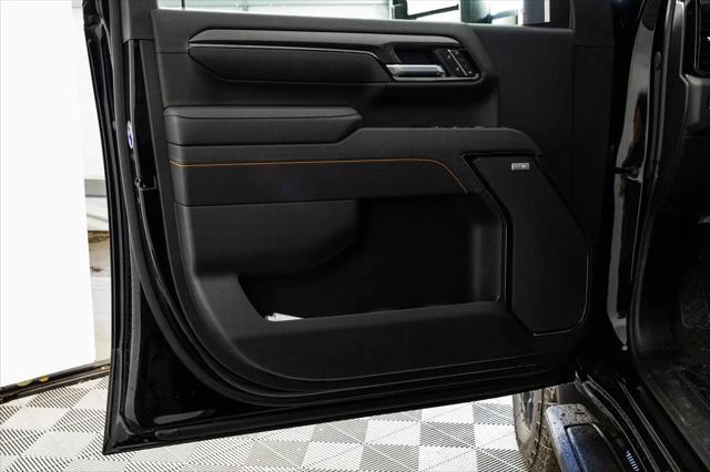 2026 GMC Sierra 2500HD Crew Cab, Standard Bed, AT4, 4WD