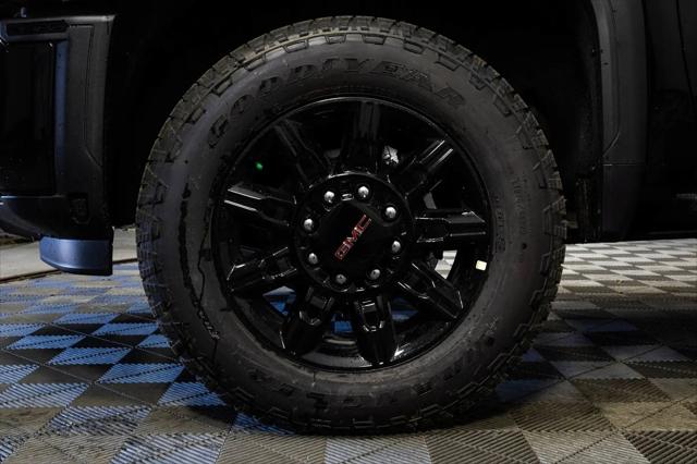 2026 GMC Sierra 2500HD Crew Cab, Standard Bed, AT4, 4WD