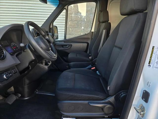 2021 Mercedes-Benz Sprinter 2500 High Roof I4