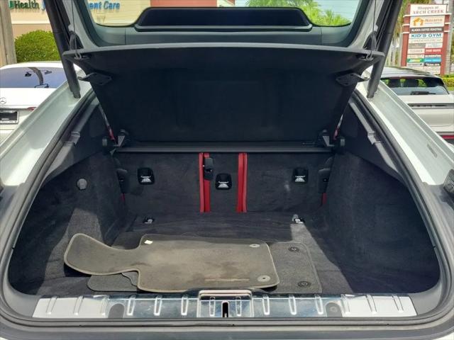 2018 Porsche Panamera 4S