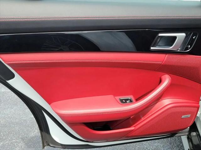 2018 Porsche Panamera 4S