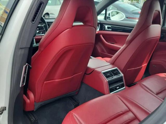 2018 Porsche Panamera 4S