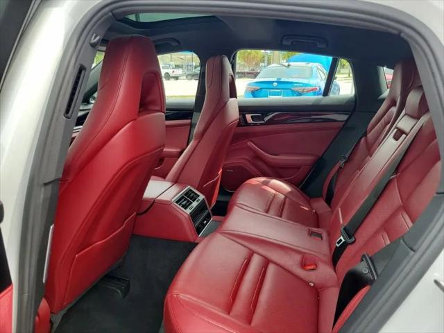 2018 Porsche Panamera 4S