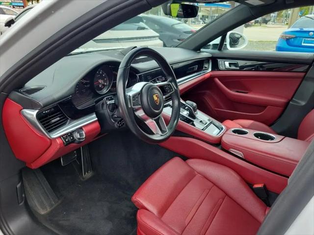 2018 Porsche Panamera 4S