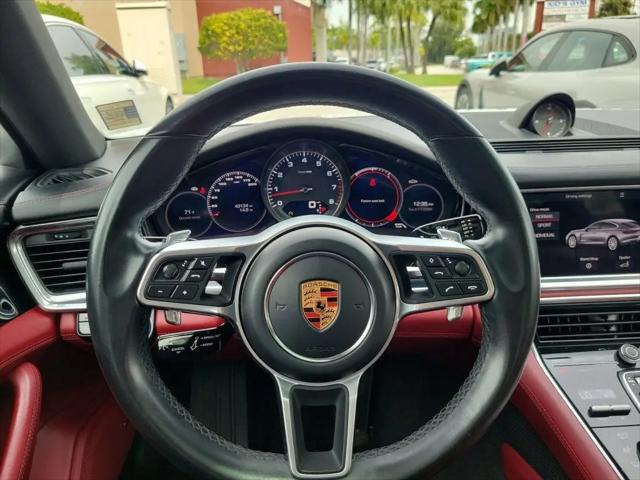 2018 Porsche Panamera 4S