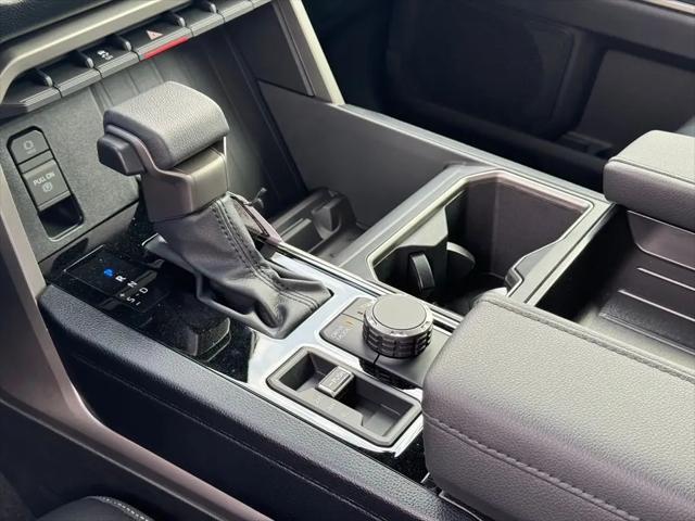 2026 Toyota Tundra SR5 CrewMax 5.5' Bed