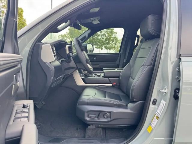 2026 Toyota Tundra SR5 CrewMax 5.5' Bed