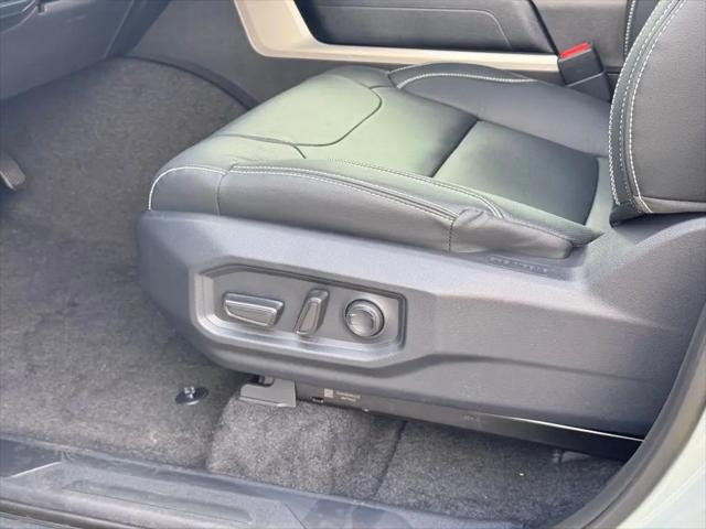 2026 Toyota Tundra SR5 CrewMax 5.5' Bed