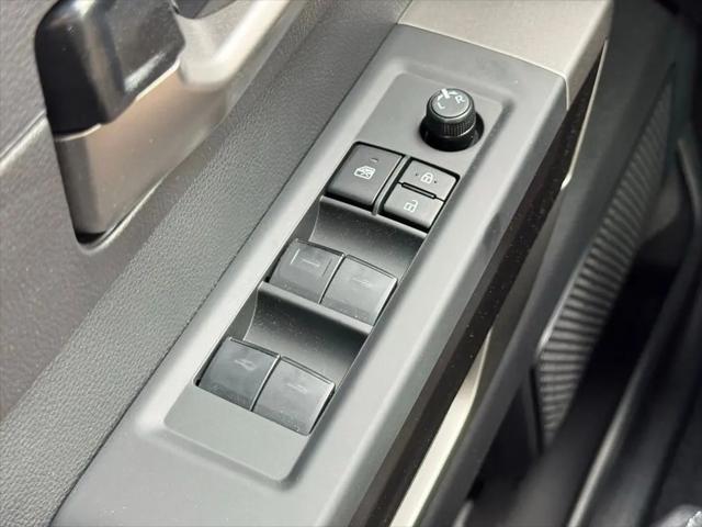 2026 Toyota Tundra SR5 CrewMax 5.5' Bed