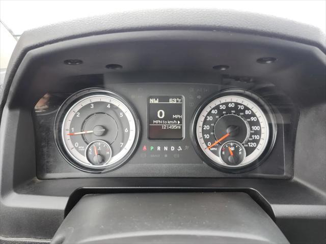 2022 Ram 1500 Classic Tradesman Crew Cab 4x4 5'7" Box