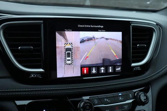 2026 Chrysler Pacifica Select AWD
