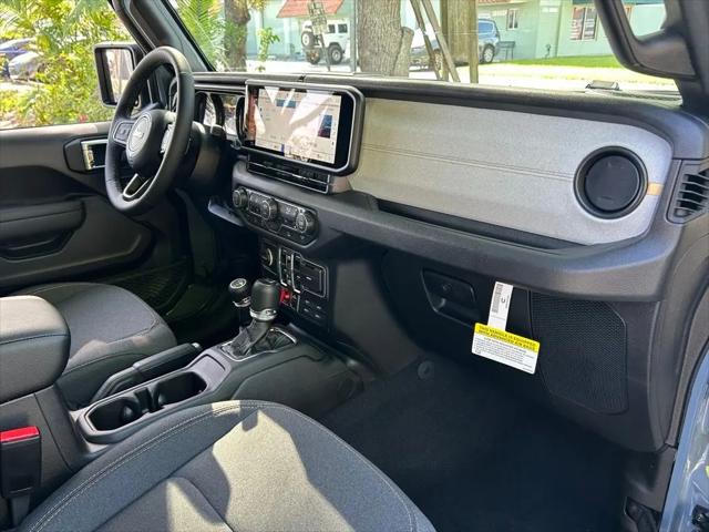 2026 Jeep Gladiator Sport
