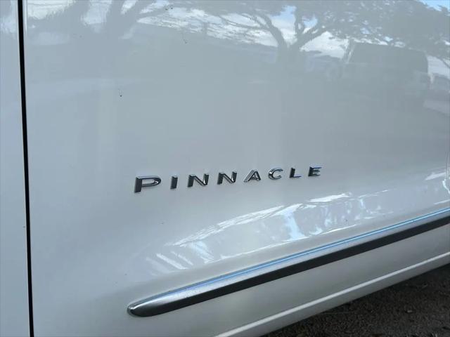 2026 Chrysler Pacifica Pinnacle AWD
