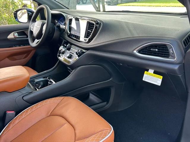 2026 Chrysler Pacifica Pinnacle AWD