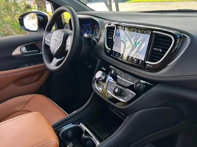 2026 Chrysler Pacifica Pinnacle AWD
