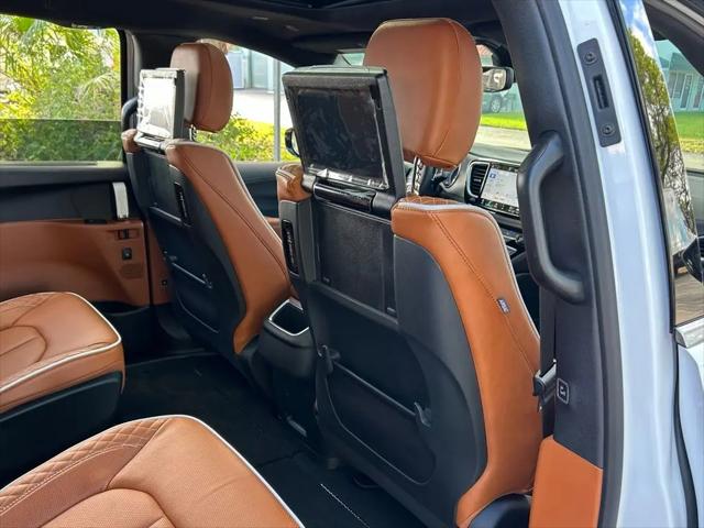2026 Chrysler Pacifica Pinnacle AWD