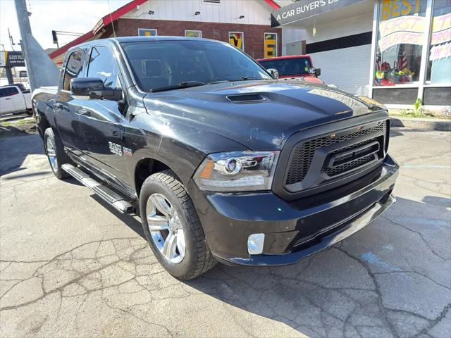 2017 Ram 1500 Sport Crew Cab 4x4 5'7" Box
